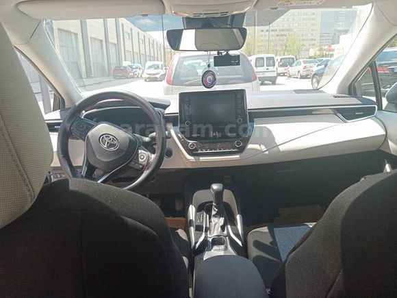 Sahibinden Toyota Corolla 1.5 Flame X-Pack 2022 Model 