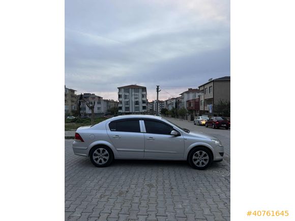 OPEL ASTRA 2008 MODEL 166 BİN KM
