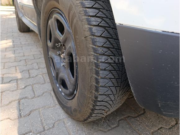 Sahibinden  Dacia Duster 1.5 dCi Ambiance 2015 Model
