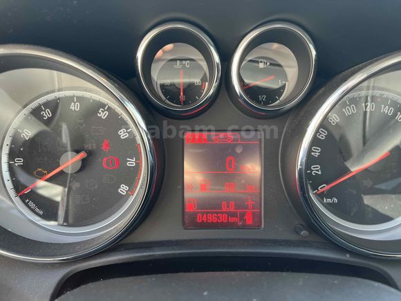 İlk Sahibinden Değişensiz  49850 km  de Aile Aracı