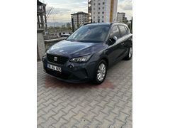 Sahibinden Seat Arona 1.0 EcoTSI Style 2021 Model  40.000 km Füme
