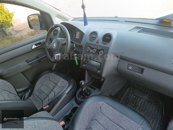 EMİNOĞLU'DAN 2013 VOLKSWAGEN CADDY 1.6 COMFORTLİNE