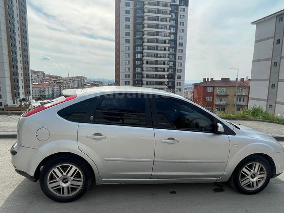 Sahibinden Ford Focus 1.6 TDCi Ghia 2008 Model
