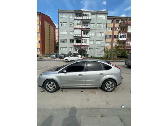 Sahibinden Ford Focus 1.6 TDCi Ghia 2008 Model