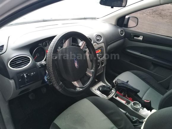Sahibinden Ford Focus 1.6 TDCi Collection dizel 2011 Model  231000 km)