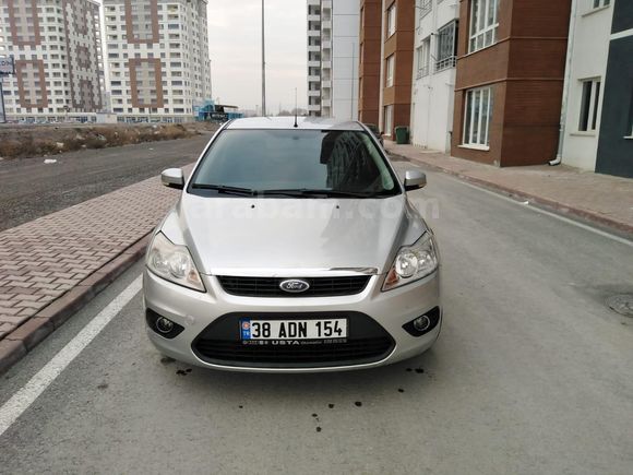 Sahibinden Ford Focus 1.6 TDCi Collection dizel 2011 Model  231000 km)