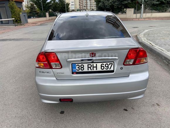 Sahibinden Honda Civic 1.6i VTEC LS Elegance 2005 Model  280.000 km Gri (Gümüş)