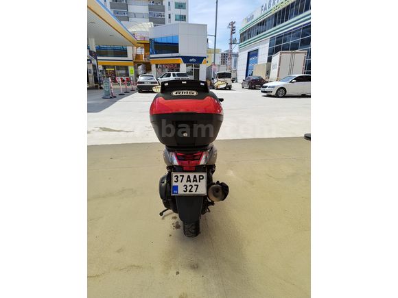 İlk Sahibinden Yetkili Servis Bakımlı Düşük Kilometre Nmax 155