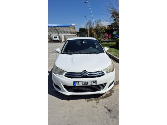 Sahibinden Citroen C4 1.6 e-HDi Confort Plus 2012 Model  253.000 km Beyaz