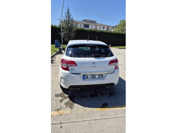 Sahibinden Citroen C4 1.6 e-HDi Confort Plus 2012 Model  253.000 km Beyaz