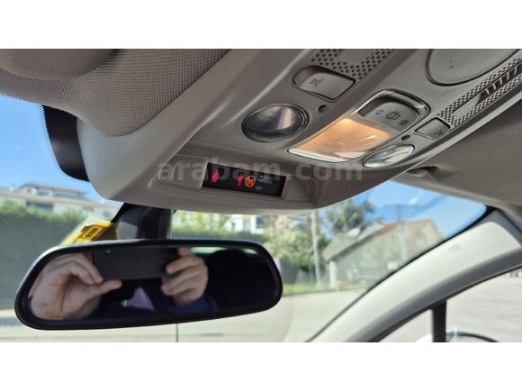 Sahibinden Citroen C4 1.6 e-HDi Confort Plus 2012 Model  253.000 km Beyaz