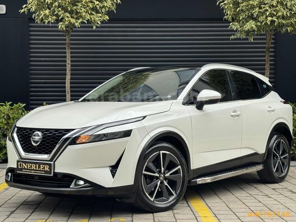 2022 MODEL HATASIZ BOYASIZ TRAMERSİZ CAM TAVANLI BENZİN-HYBRİD