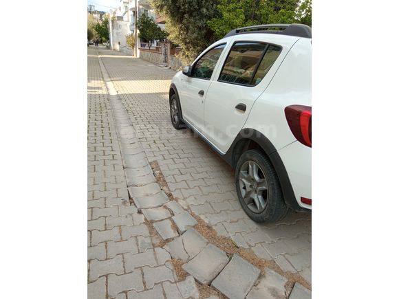 Sahibinden Dacia Sandero 0.9 TCe Stepway Easy-R 2020 Model 