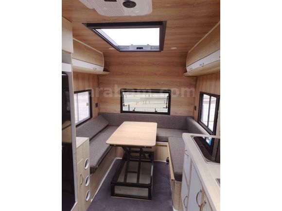 NEON KARAVAN SHOP DAN