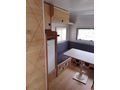 NEON KARAVAN SHOP DAN