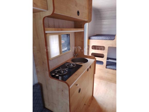 NEON KARAVAN SHOP DAN