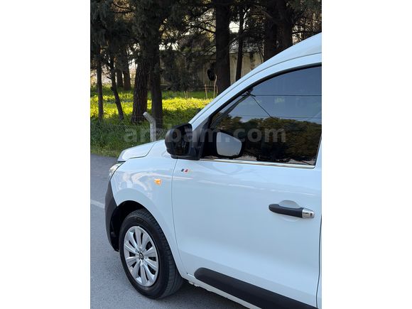 Sahibinden Renault Express Van 1.5 BlueDCI Joy 2023 Model 