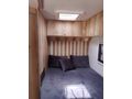 NEON KARAVAN SHOP DAN
