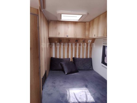 NEON KARAVAN SHOP DAN