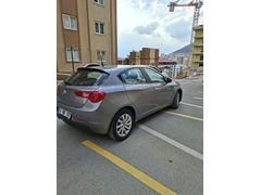 Sahibinden Alfa Romeo Giulietta 1.6 JTDM-2 Super 2017 Model