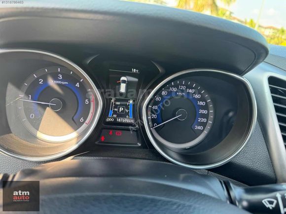 2015 HYUNDAİ İ30 1.6 CRDİ ELİT OTOMATİK CAM TAVAN HATASIZ