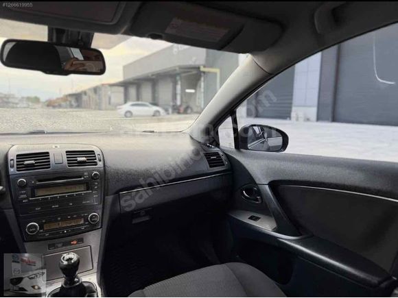 Sahibinden Toyota Avensis 1.6 Elegant 2009 Model 