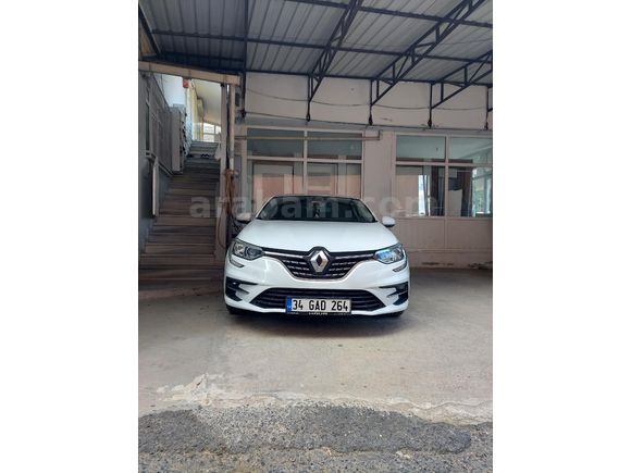 Sahibinden Renault Megane 1.3 TCe Joy Comfort 2022 Modell