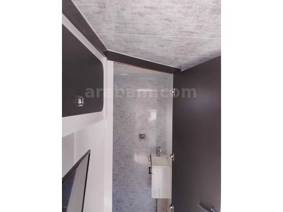 NEON KARAVAN SHOP DAN