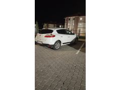 Sahibinden Renault Megane 1.6 Touch 2012 Model