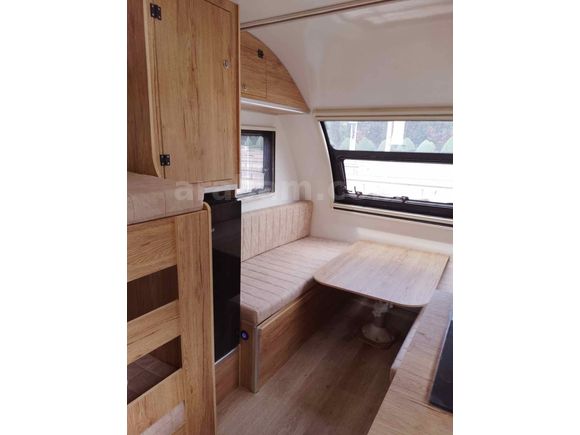 NEON KARAVAN SHOP DAN