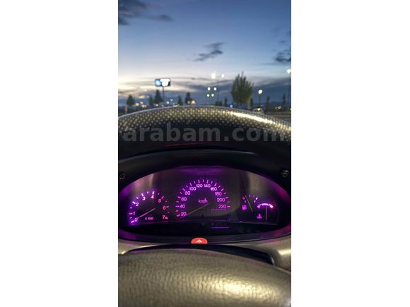  Ford Escort 1.8 CLX Sunrooflu 1999 Model 