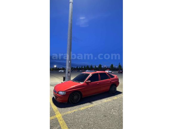  Ford Escort 1.8 CLX Sunrooflu 1999 Model 