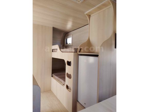 NEON KARAVAN SHOPDAN