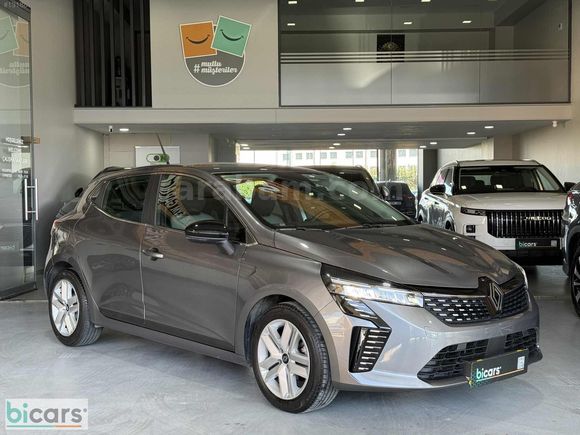 BİCARS I 2025 RENAULT CLİO 1.0TCE EVOLUTİON %0,69 KREDİ İMKANI