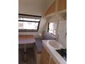 NEON  KARAVAN SHOP DAN