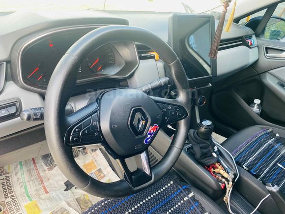 Sahibinden Renault Clio 1.0 SCe Joy 2020 Model 