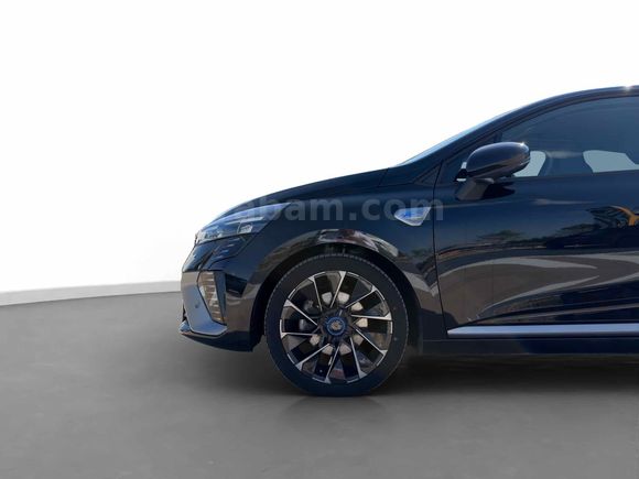 2024 RENAULT CLİO 1.6 E-TECH TECHNO ESPRİT ALPİNE HEV 145 HP