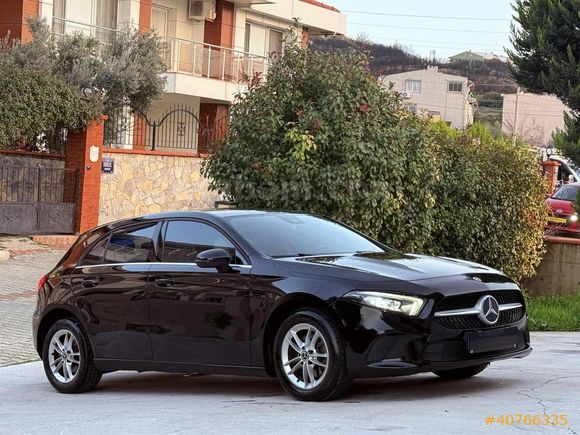 2019 MERCEDES A180d STYLE 7G-DCT