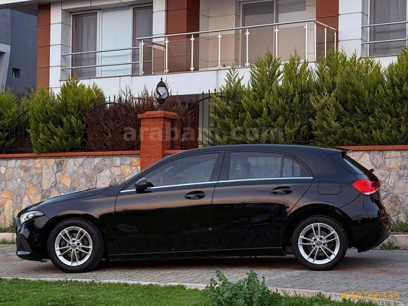 2019 MERCEDES A180d STYLE 7G-DCT