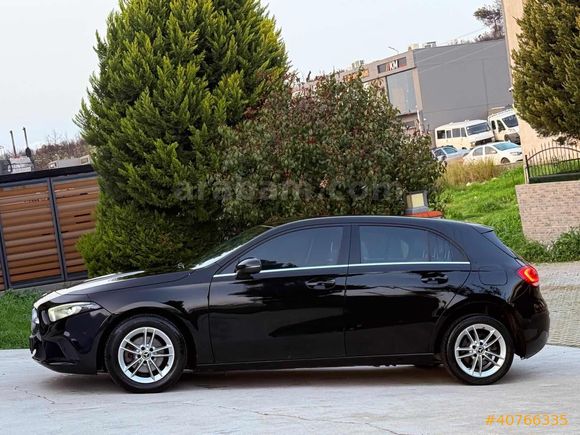 2019 MERCEDES A180d STYLE 7G-DCT