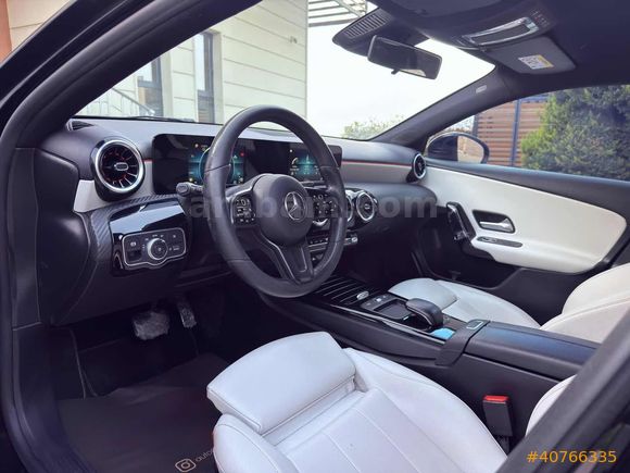 2019 MERCEDES A180d STYLE 7G-DCT