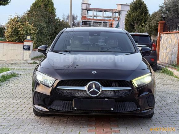 2019 MERCEDES A180d STYLE 7G-DCT