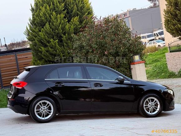 2019 MERCEDES A180d STYLE 7G-DCT