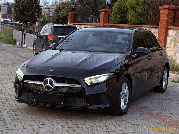 2019 MERCEDES A180d STYLE 7G-DCT