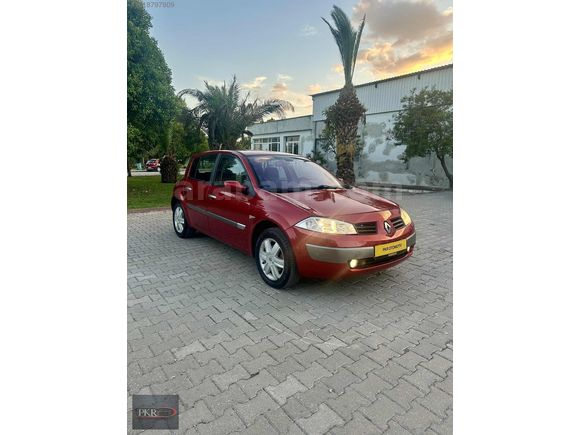 PKR OTOMOTİVDEN NADİR KALANLARDAN SADECE 180 BİN KM DOLU MEGANEW