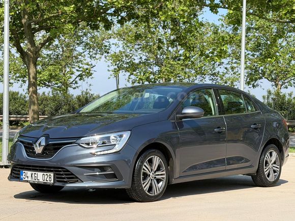 2024 RENAULT MEGANE SEDAN TOUCH 1.3 TCE 48.890KM HATASIZ BOYASIZ