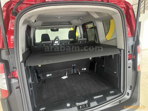 MERT OTOMOTİV 2024 TOURNEO COURİER 1.5 ECOBLUE TİTANİUM HATASIZ.