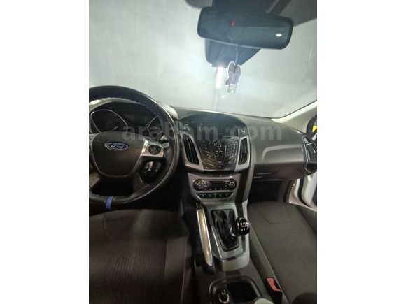 Sahibinden Ford Focus 1.6 TDCi Titanium 2012 Model 150000 km'de