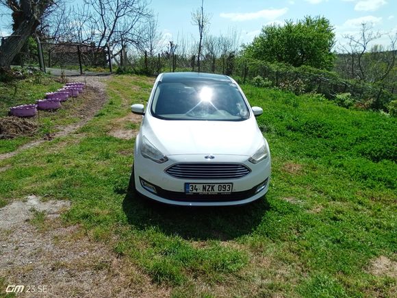 SAHİBİNDEN 72.000 DE  TEMİZ FORD CMAX