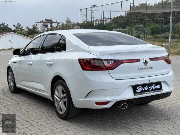 BERK AUTO'DAN-48 BİNDE-HATASIZ-BOYASIZ-KUSURSUZ MEGANE-4